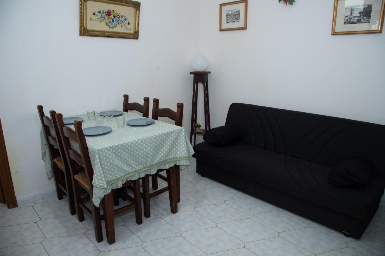 Apartmán Panta Rei Mentana Exteriér fotografie